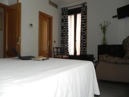 Hostal Ivor Madrid Exteriör bild