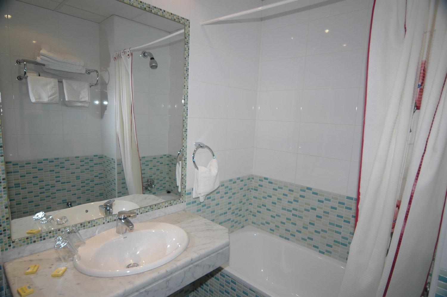 Hostal Ivor Madrid Exteriör bild