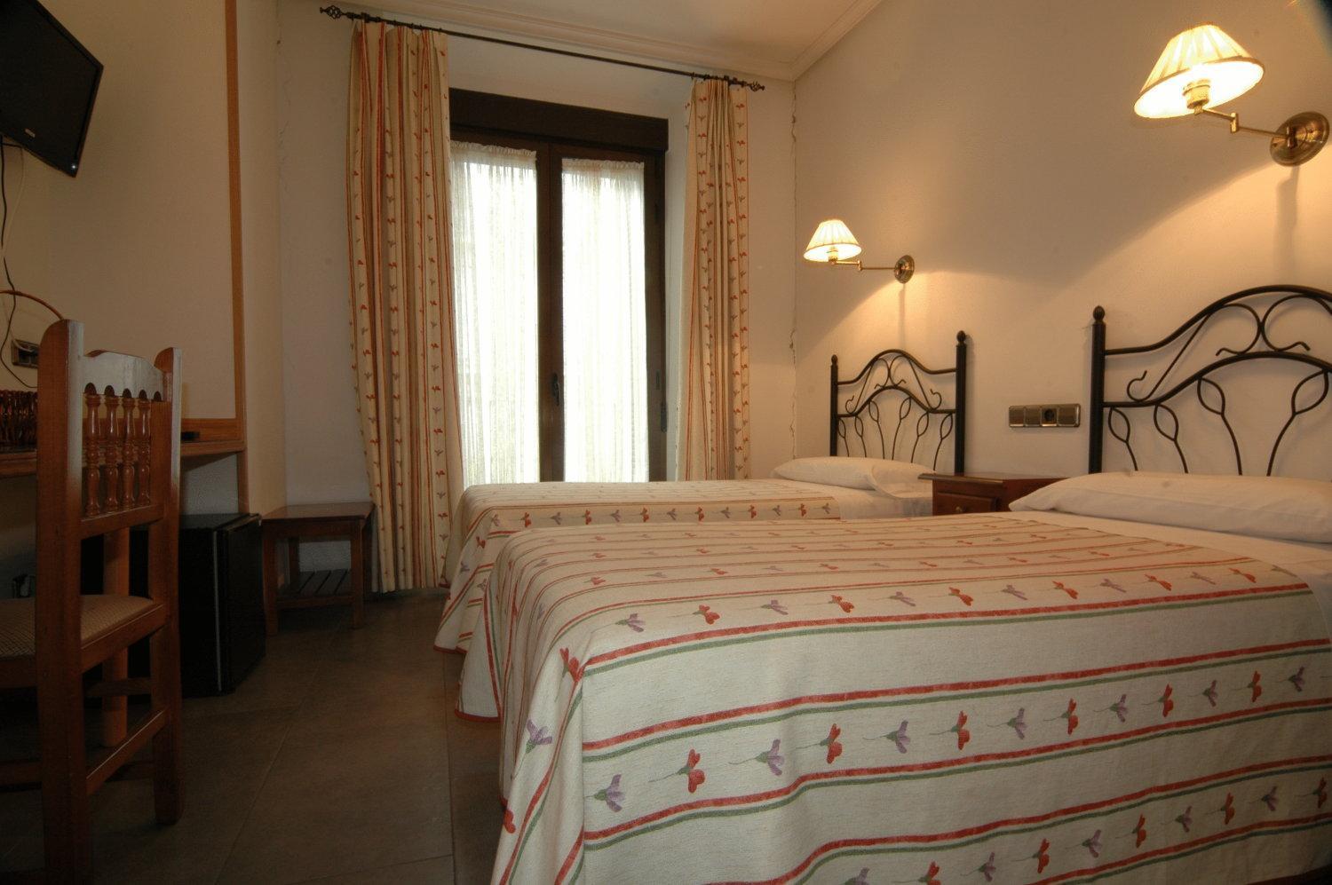 Hostal Ivor Madrid Exteriör bild