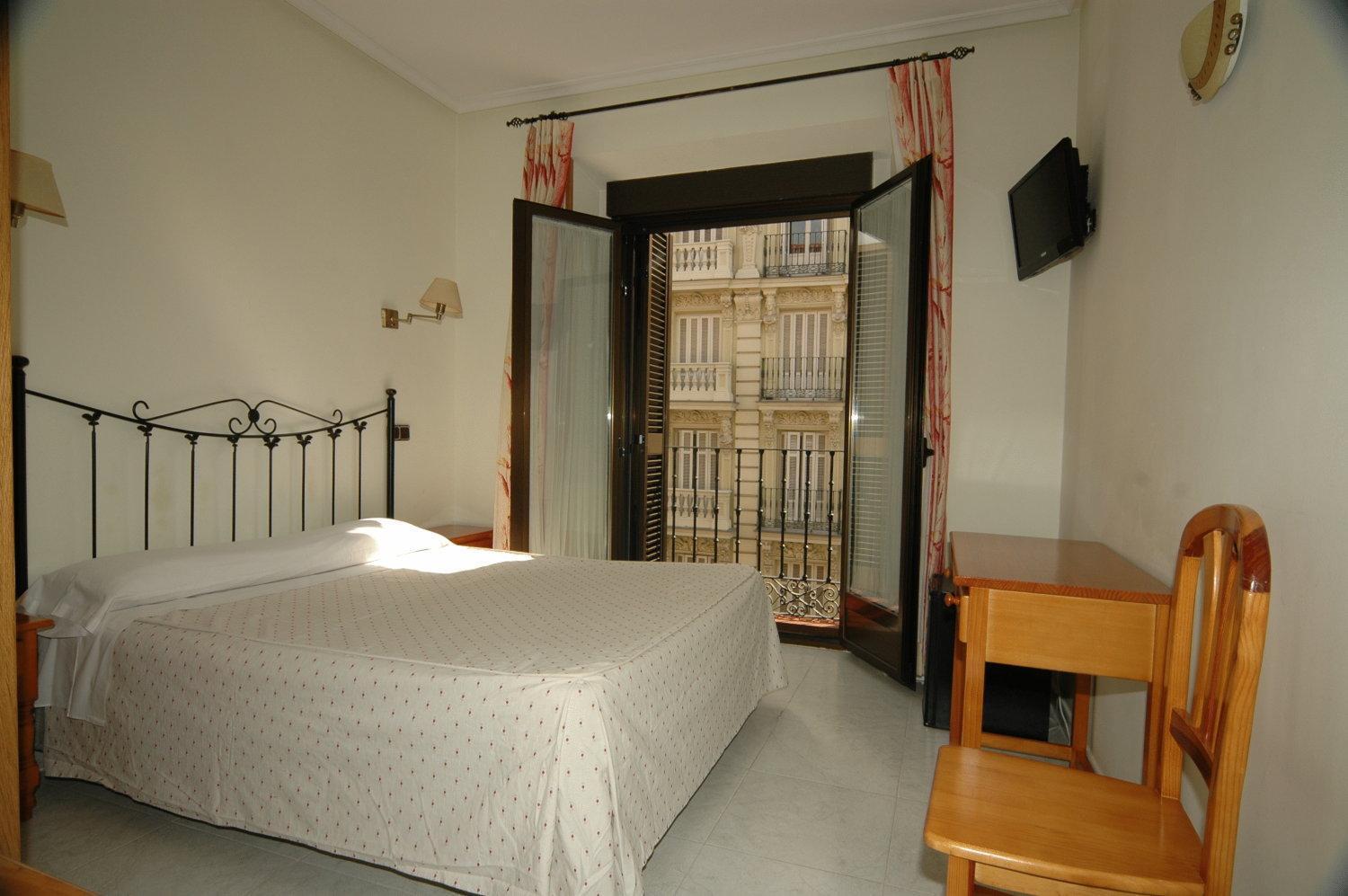 Hostal Ivor Madrid Exteriör bild